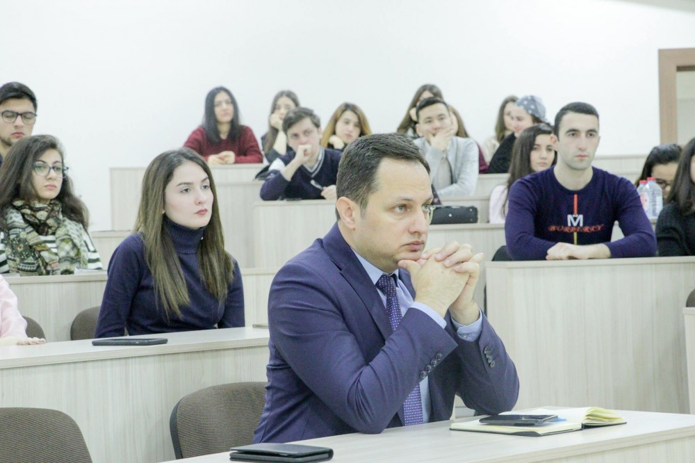 BMT nümayəndəsi Qərbi Kaspi Universitetində 